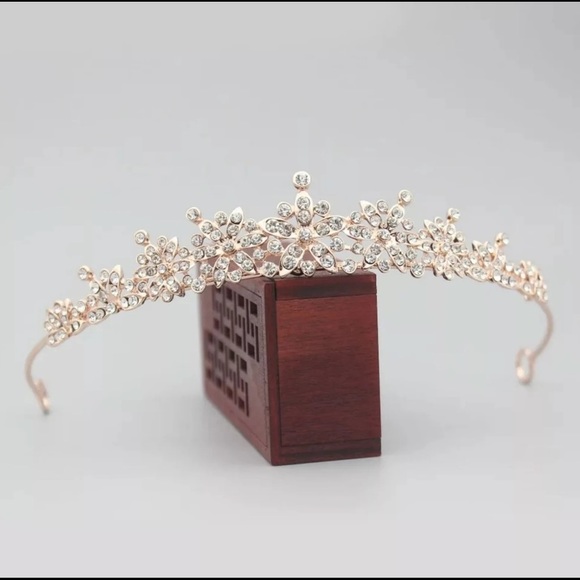 Small Princess Wedding Tiara - Picture 3 of 3